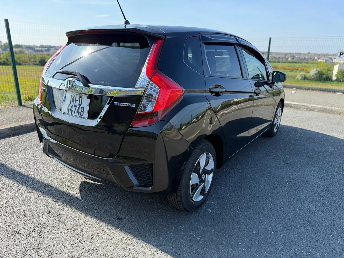 2014 Honda Fit / Jazz 1.5 Hybrid Fresh NCT - Image 4