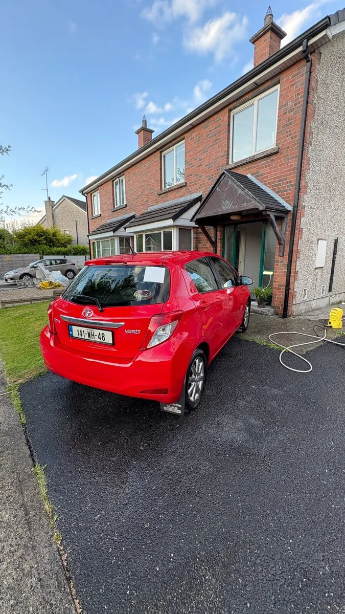 Toyota yaris - Image 3