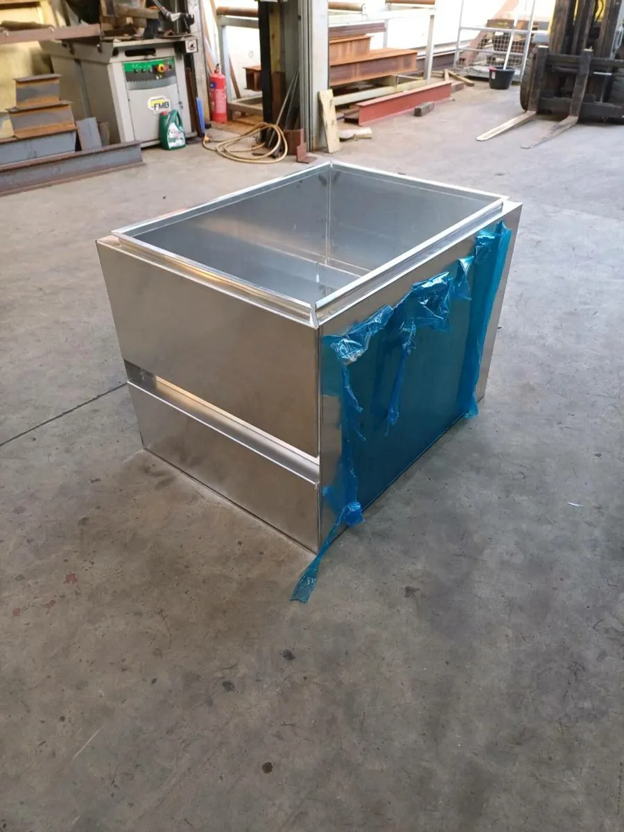 Hydraulic box and pan - Image 3