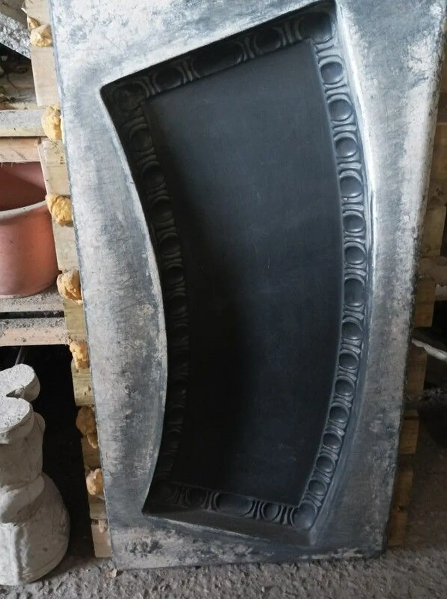moulds - Image 4