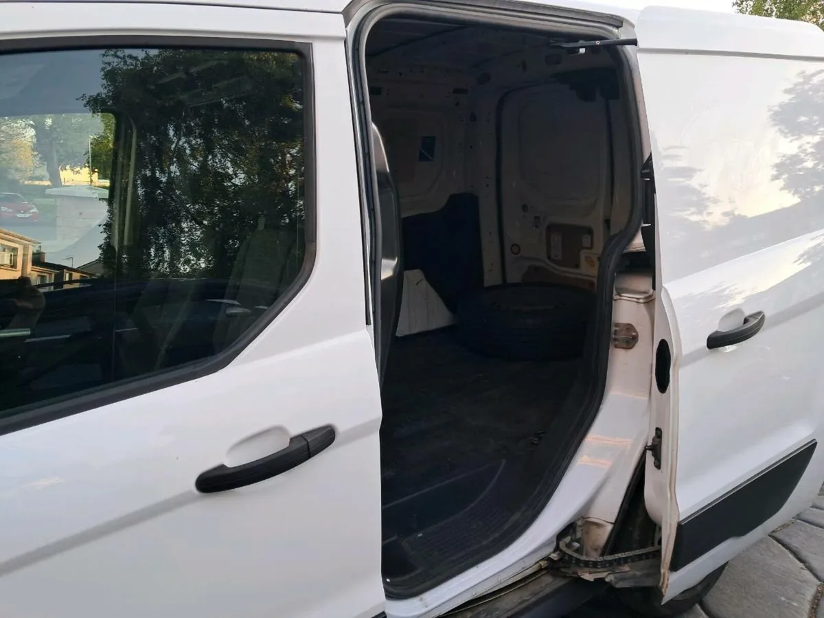 Ford transit connect **PRICE DROP** - Image 4