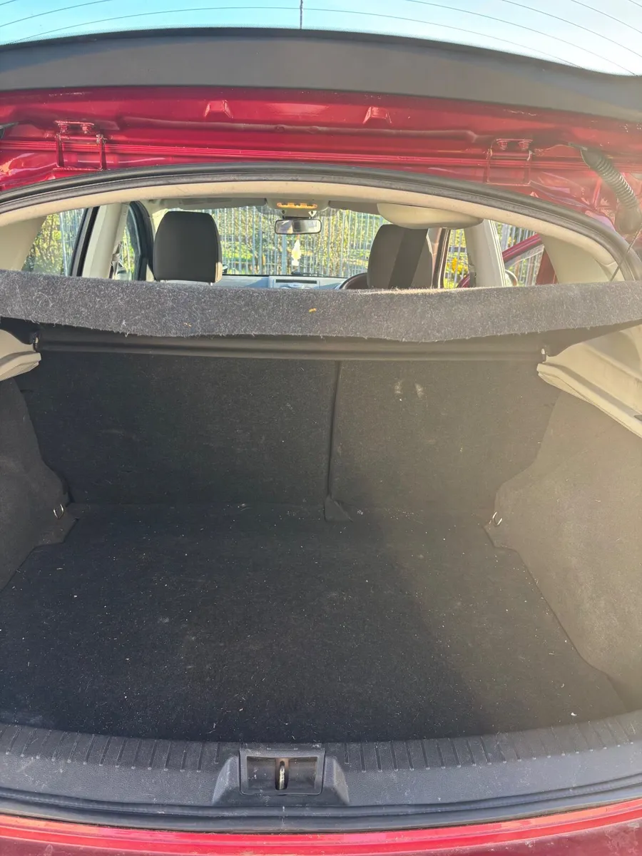 Nissan Qashqai 2012 - Image 3