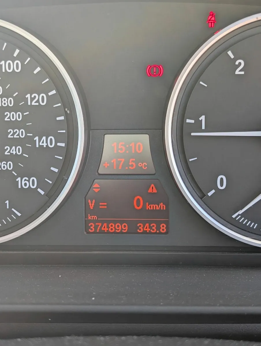 BMW 520d E60 SE 2008 - Image 4