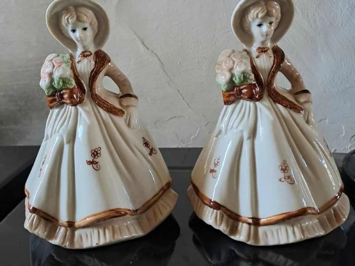 2 Ladies ornaments - Image 1