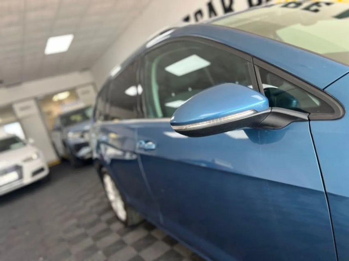 Volkswagen Golf Dba-aucjz 5DR Auto - Image 4