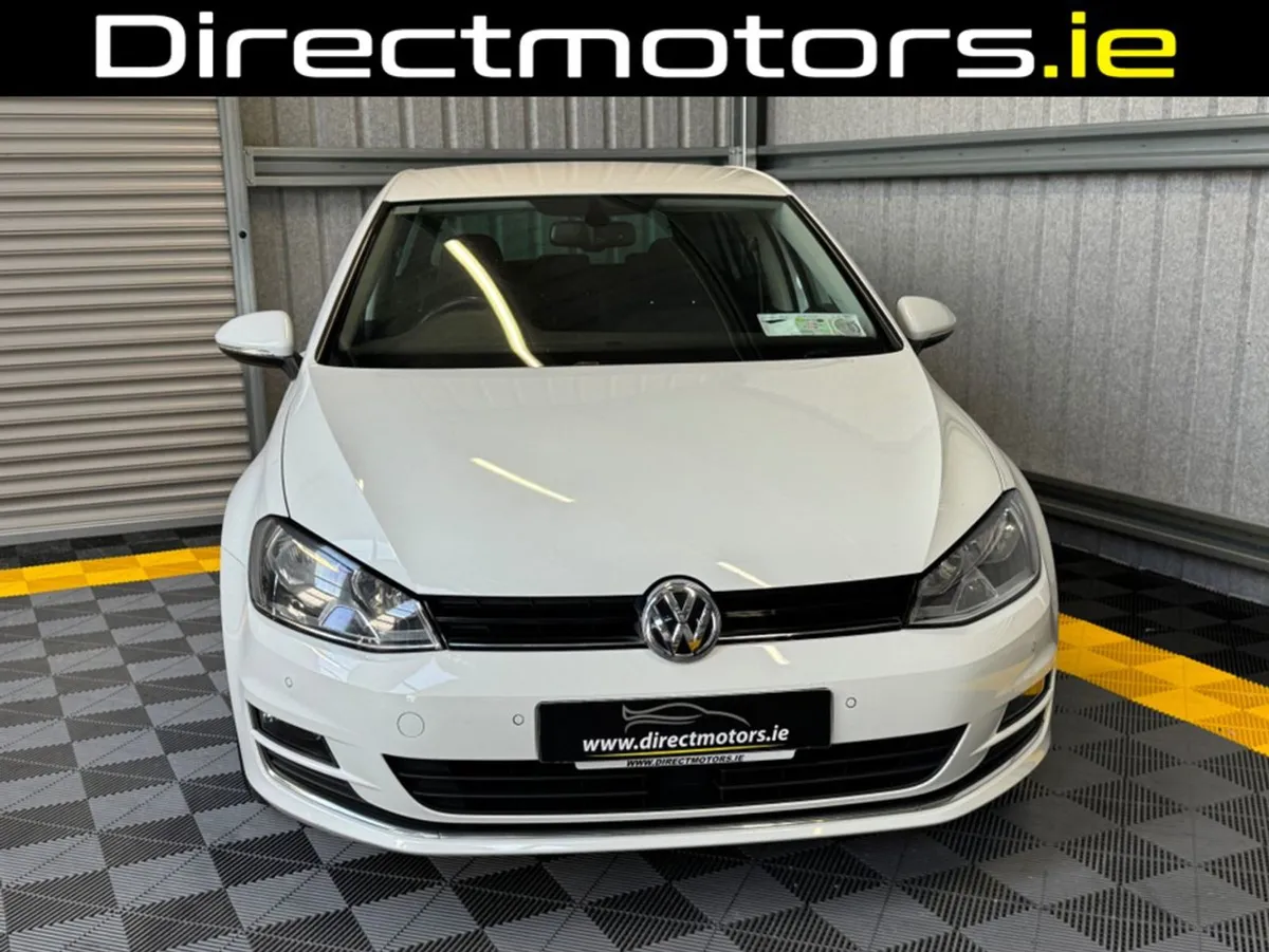 Volkswagen Golf Highline 1.2 TSI Manual 6speed FW - Image 3