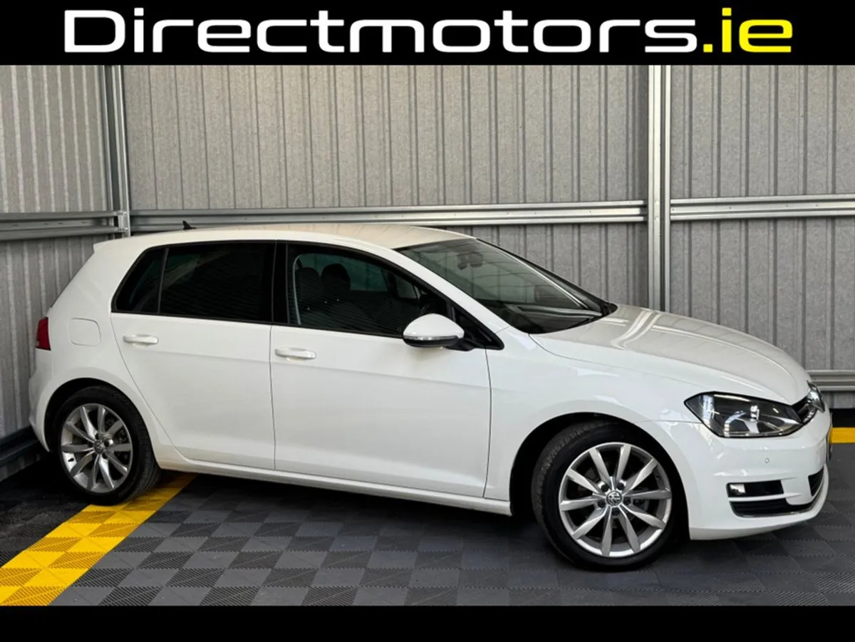 Volkswagen Golf Highline 1.2 TSI Manual 6speed FW - Image 4