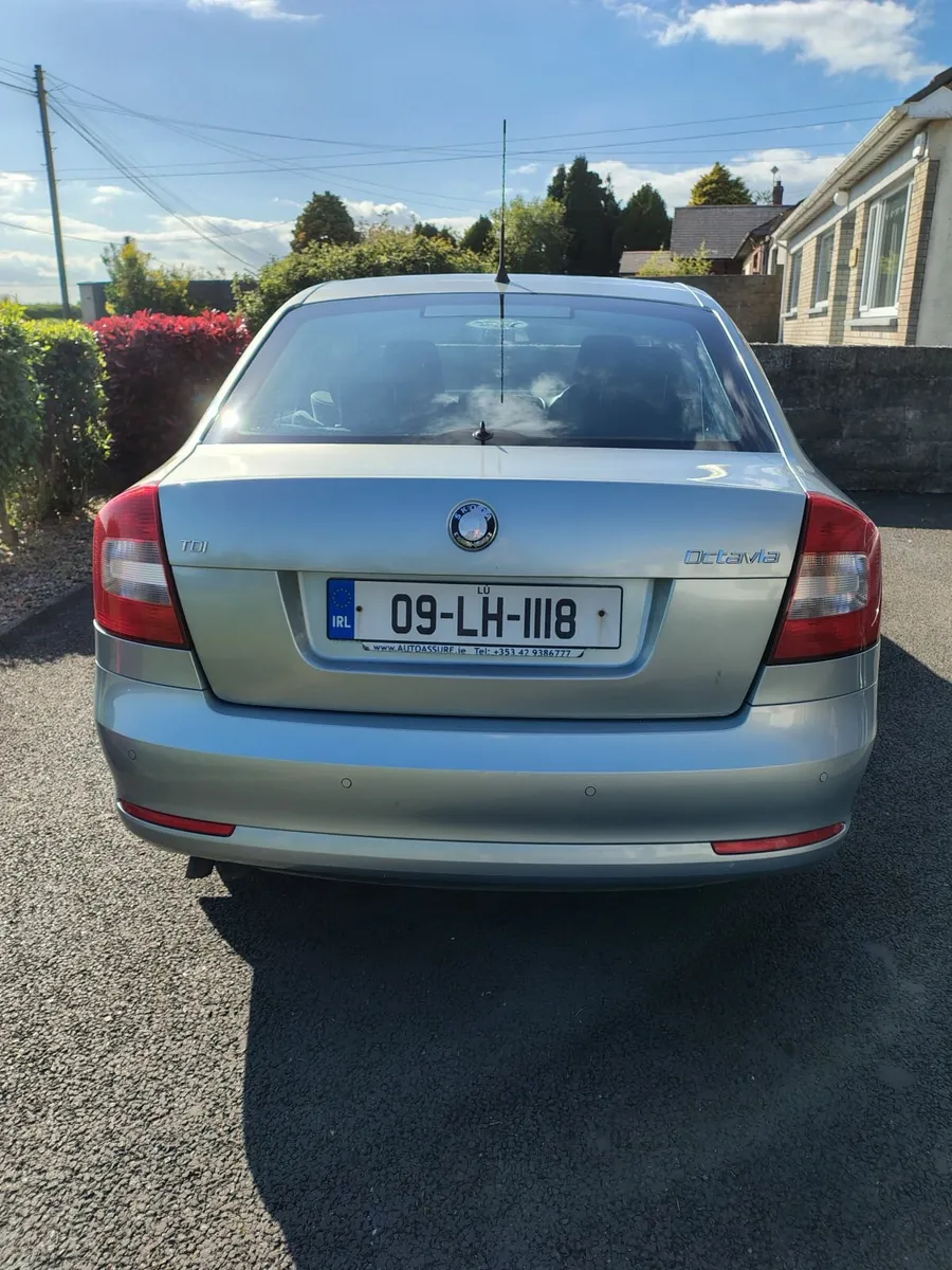 Skoda Octavia 2009 - Image 4