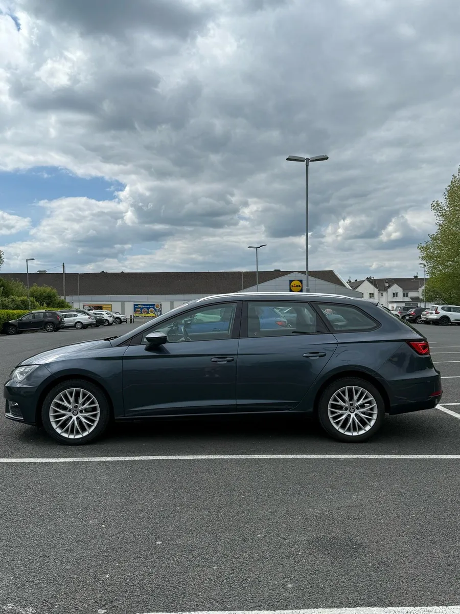 Seat Leon 1.6 TDI SE - Image 3