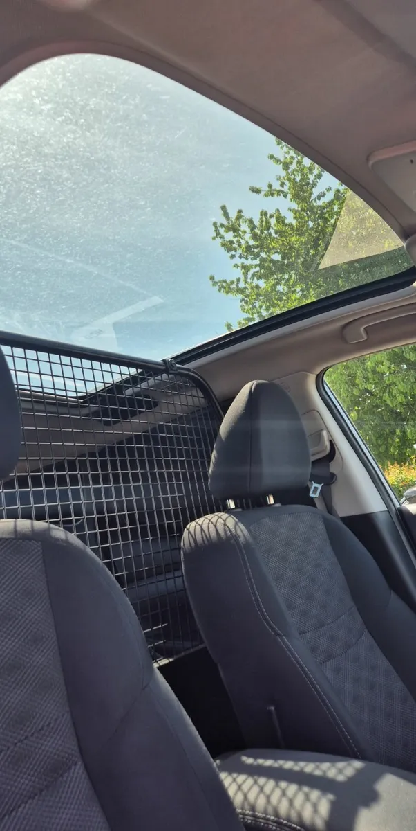 Nissan Qashqai SUV Commercial Van 2017 - Image 4