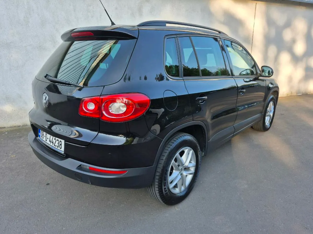 VW TIGUAN**LOW MILEAGE**4 WHEEL DRIVE**MINT** - Image 3