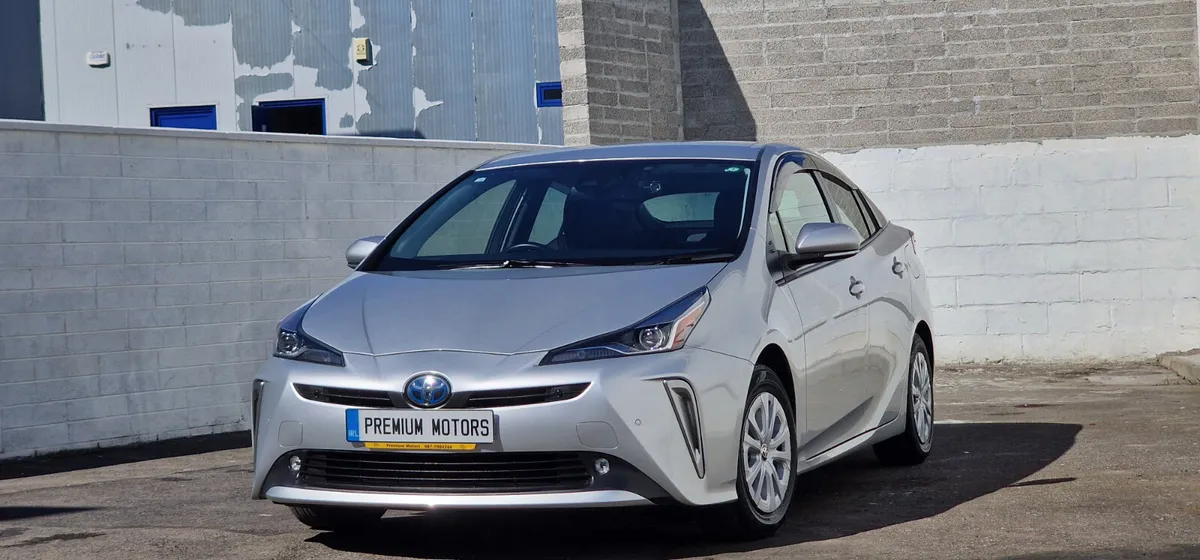 Toyota Prius 2020 - Image 2