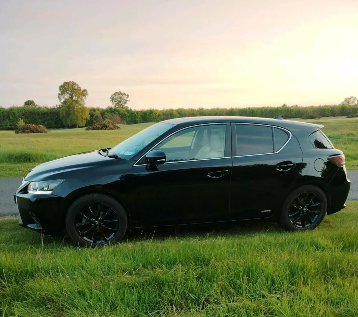 Lexus ct200h - Image 4