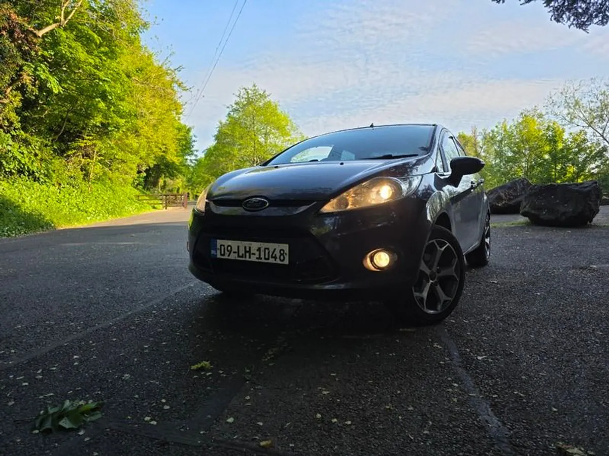 2009 Ford Fiesta - Image 4