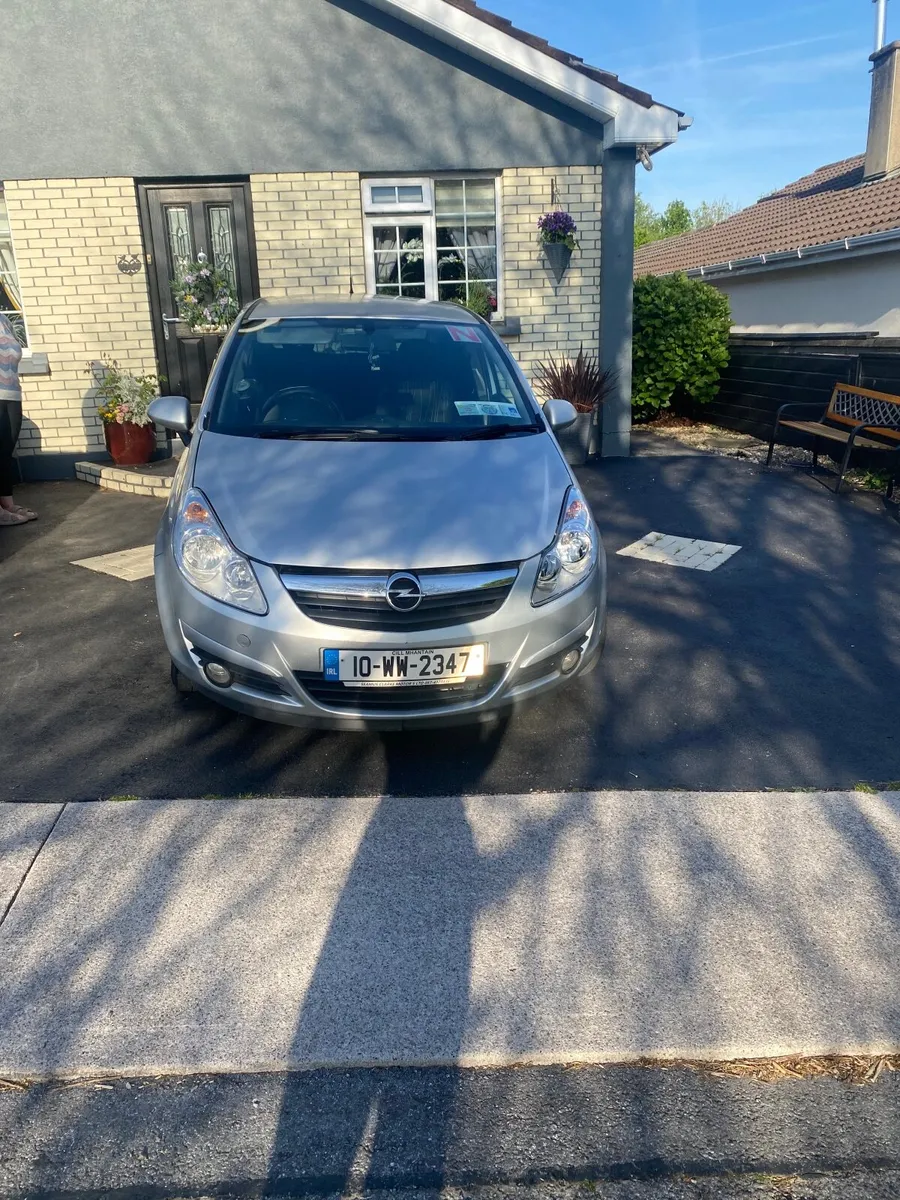 Opel Corsa 2010 - Image 2