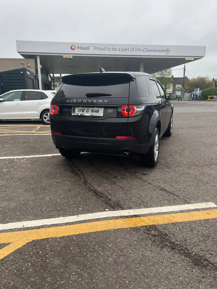 Land Rover Discovery Sport 2017 - Image 1