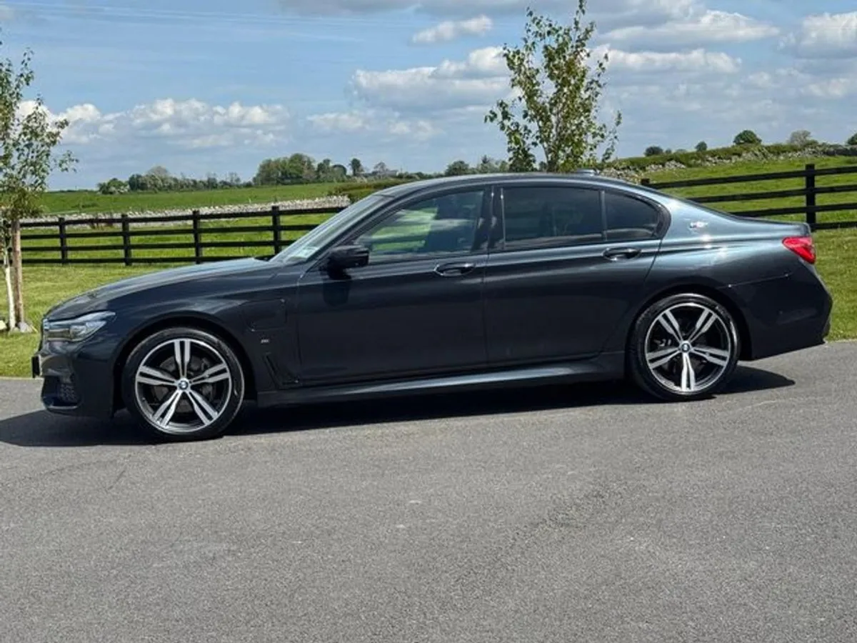 BMW 7 Series 740E M Sport Huge Spec G11 - Image 4