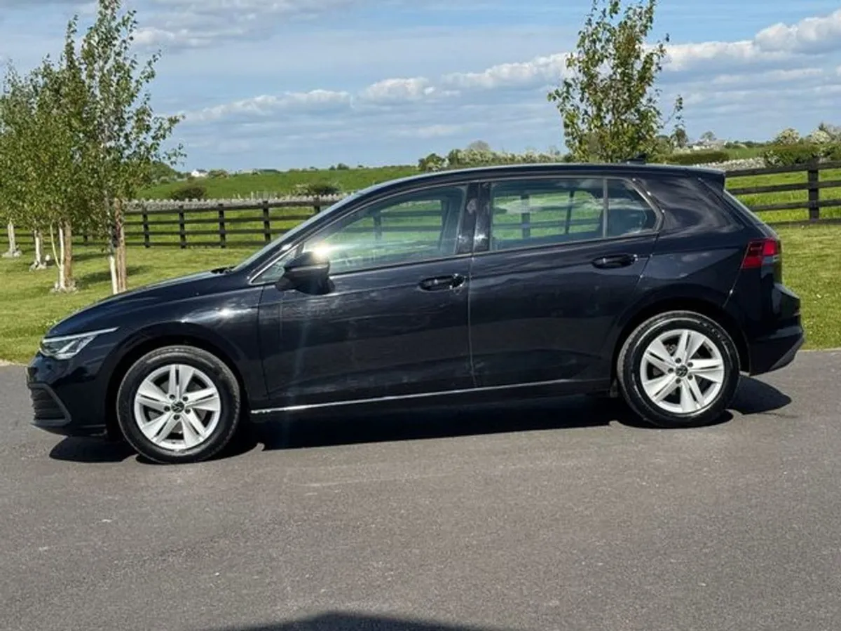Volkswagen Golf Life 1.0 TSI New Model - Image 4