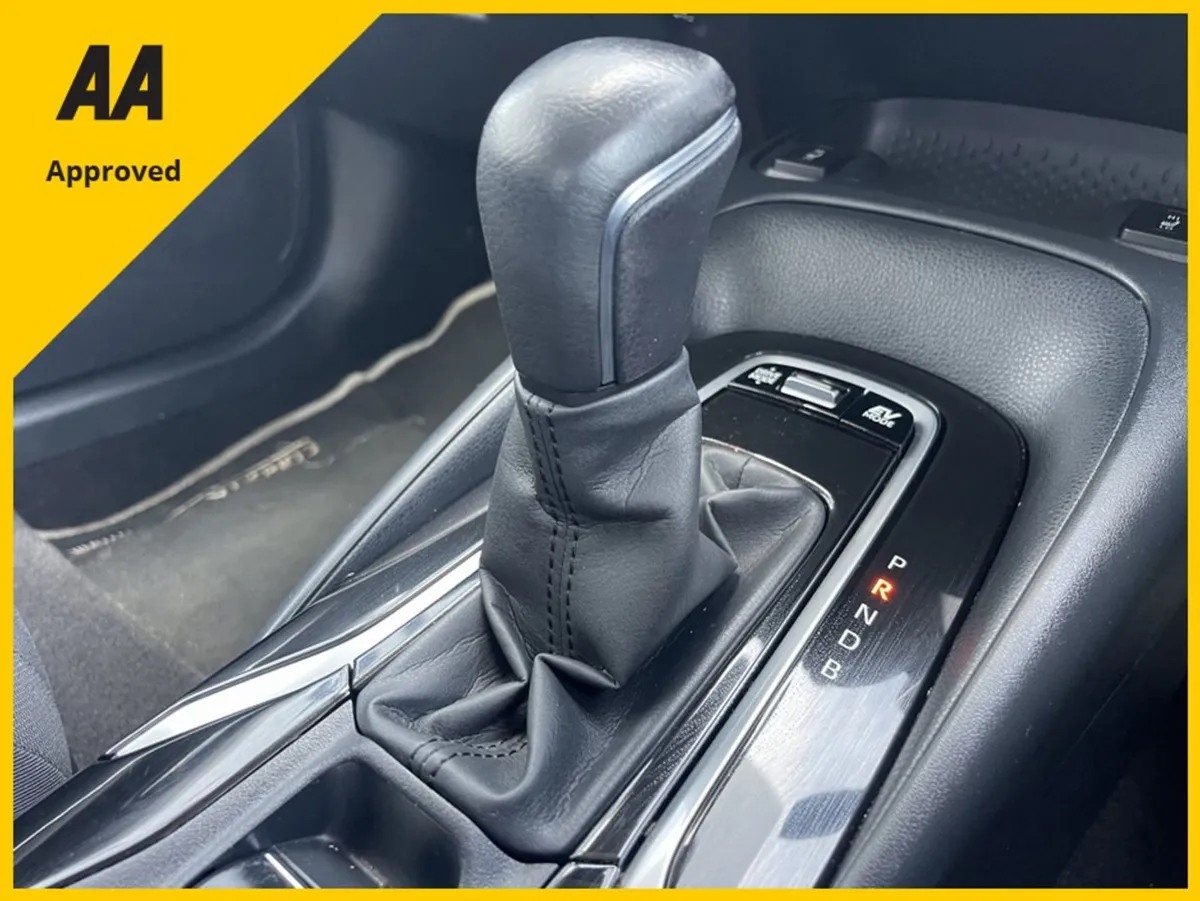 Toyota Corolla Design Vvt-i HEV Free Delivery - Image 3