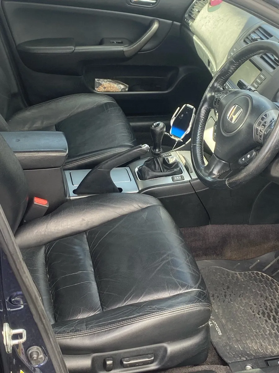 Honda acord - Image 4