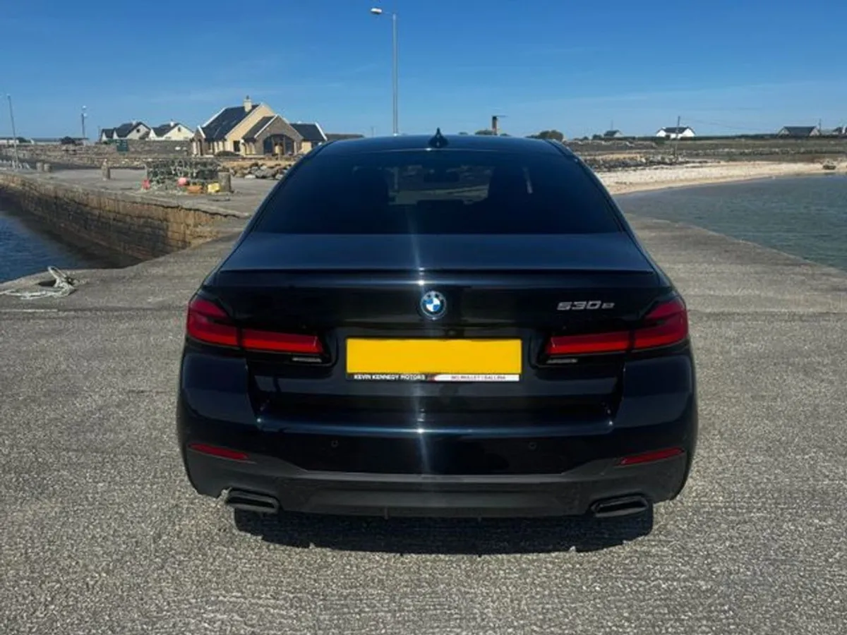 BMW 5 Series 530E M Sport - Image 4