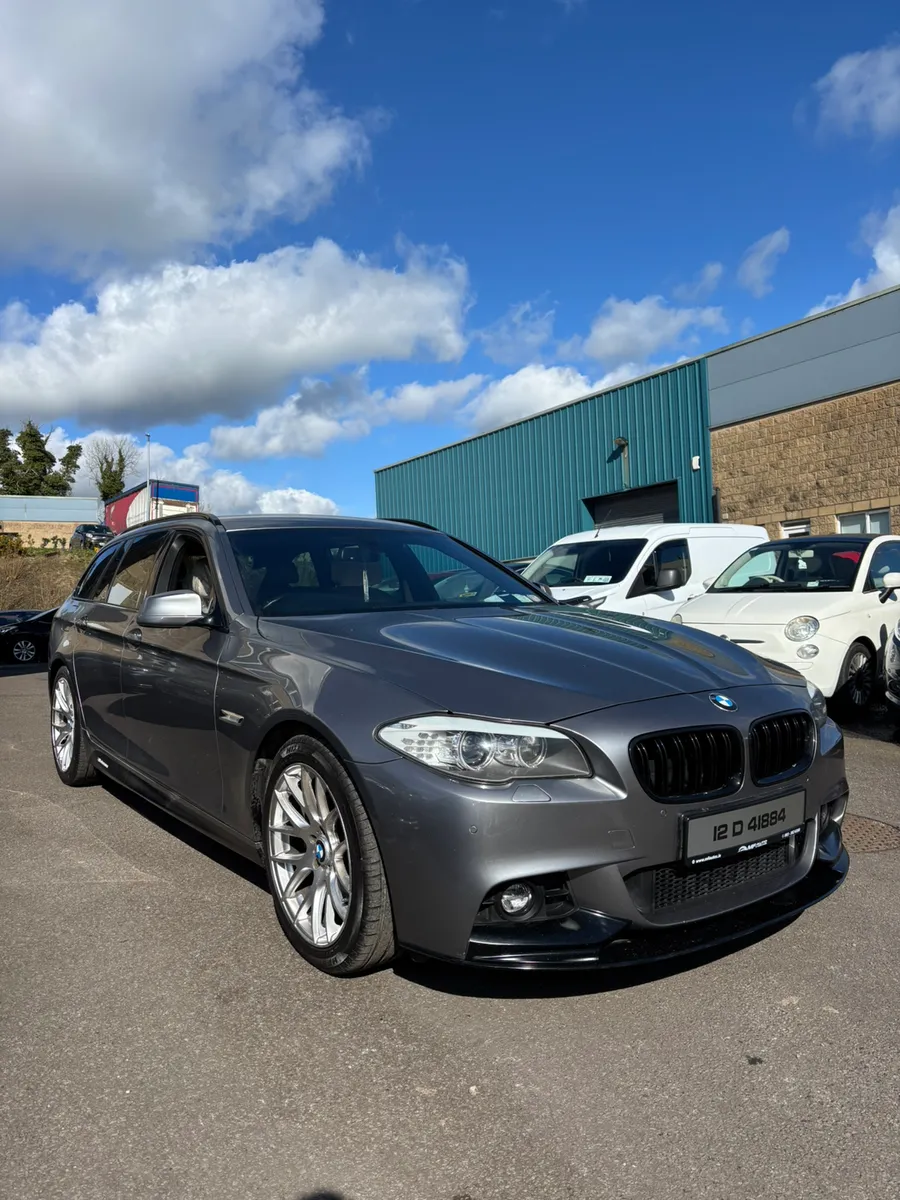 BMW 5 SERIES TOURING M-SPORT - Image 2