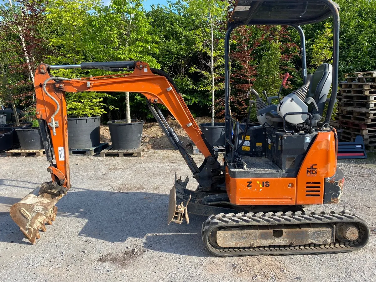 1.5 Ton Mini Digger - Image 1