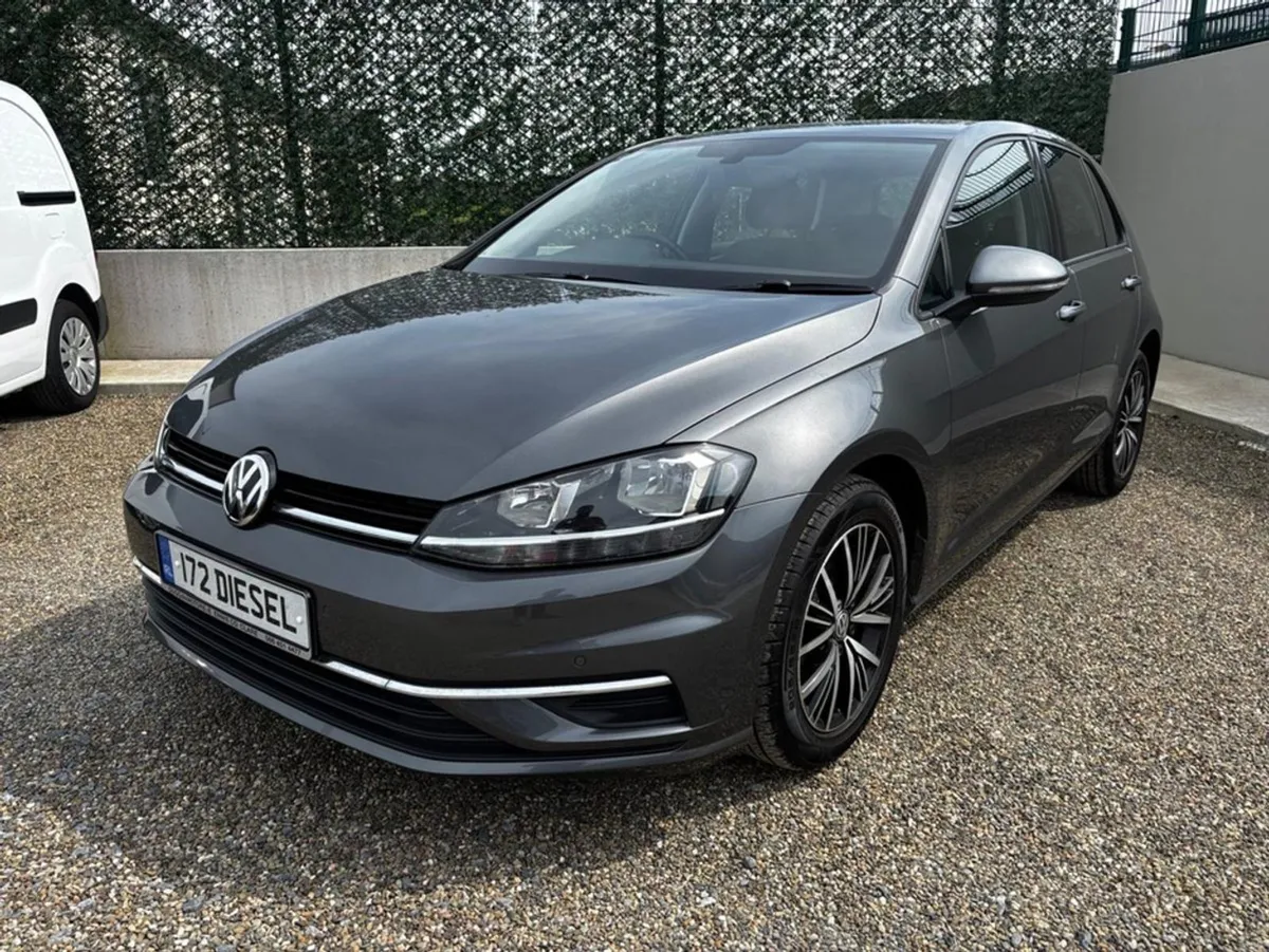 Volkswagen Golf SE TDI Bluemotion - Image 3