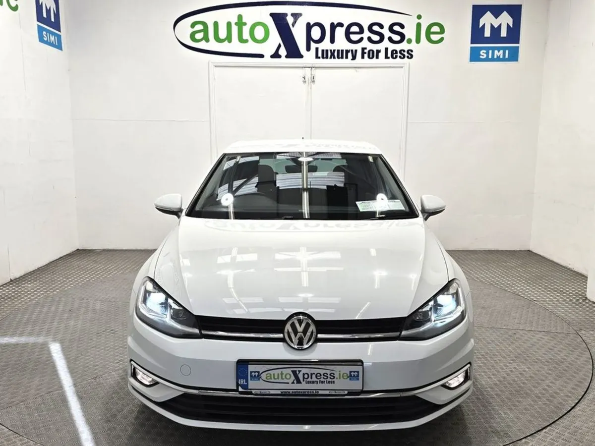 Volkswagen Golf 1.2 TSI Automatic  Reversing Came - Image 2