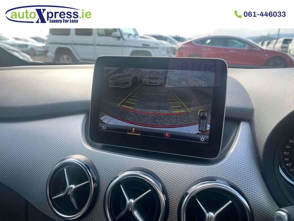 Mercedes-Benz B-Class Automatic  Reversing Camera - Image 4