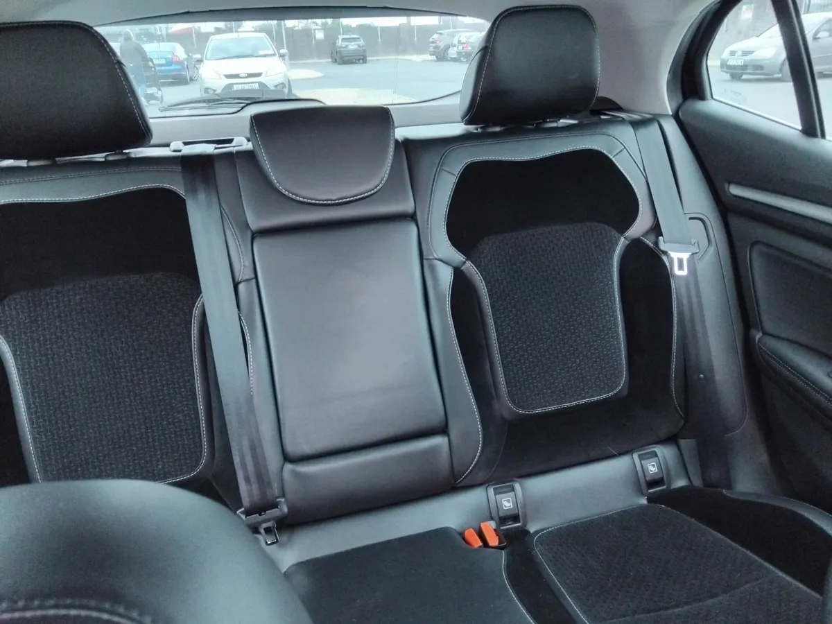 Renault Megane 2016 - Image 2