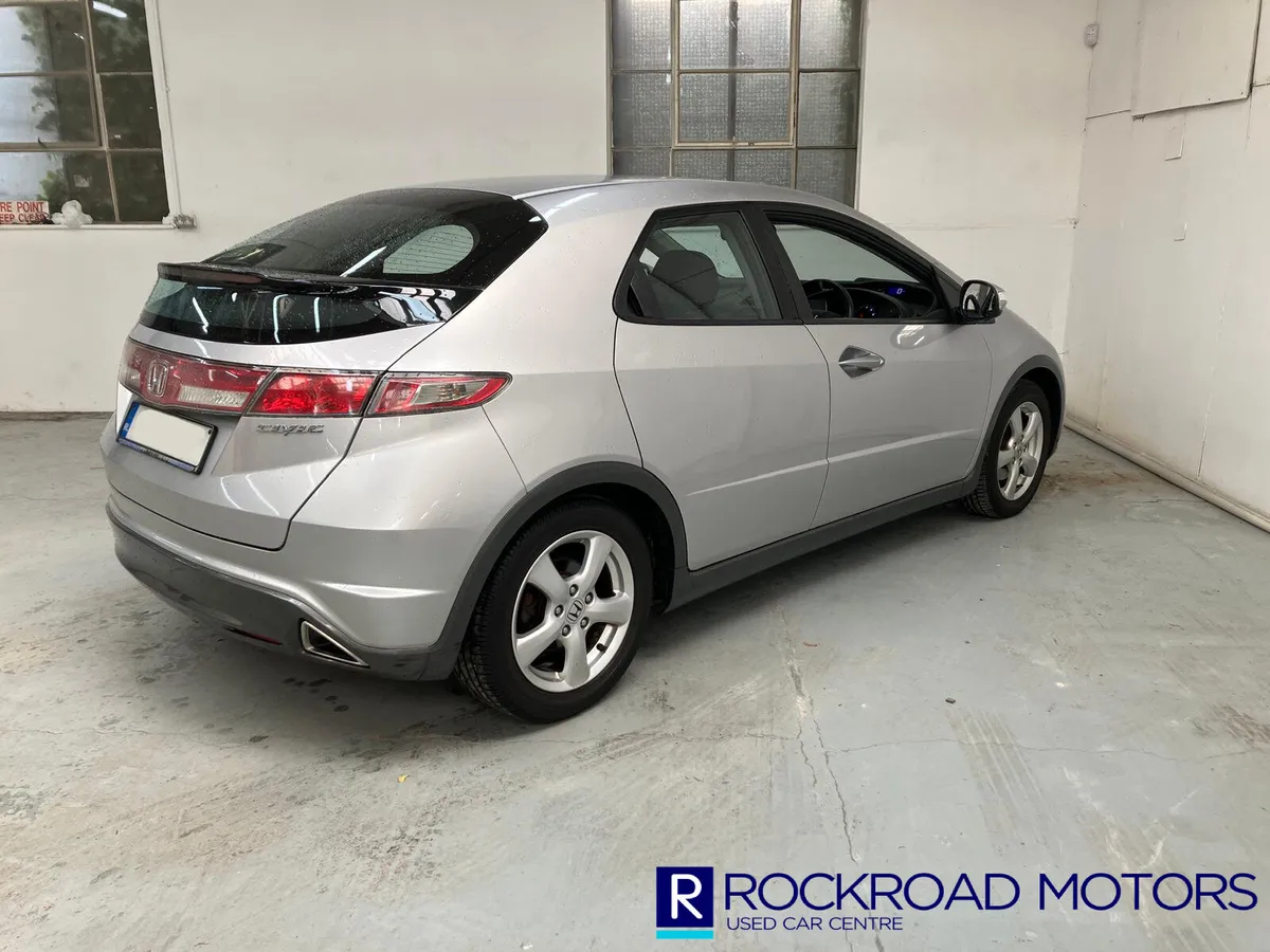Honda Civic 1.4 i-VTEC SE-S i-Shift, 2010 - Image 2