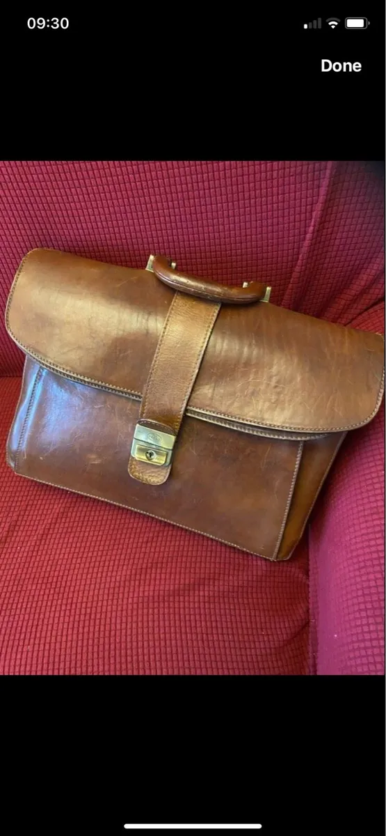 Quality Leather Trend Briefcase/ Laptop Carrier - Image 1