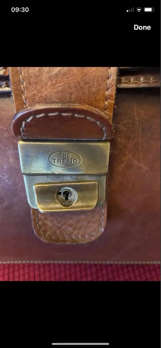 Quality Leather Trend Briefcase/ Laptop Carrier - Image 2