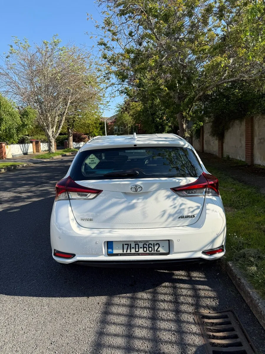 Toyota Auris - Image 2