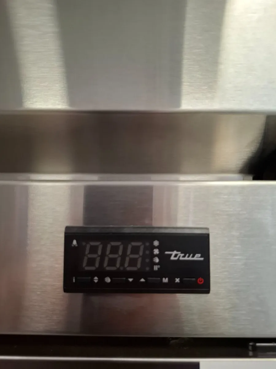 True Upright Solid Door Freezer - Image 4