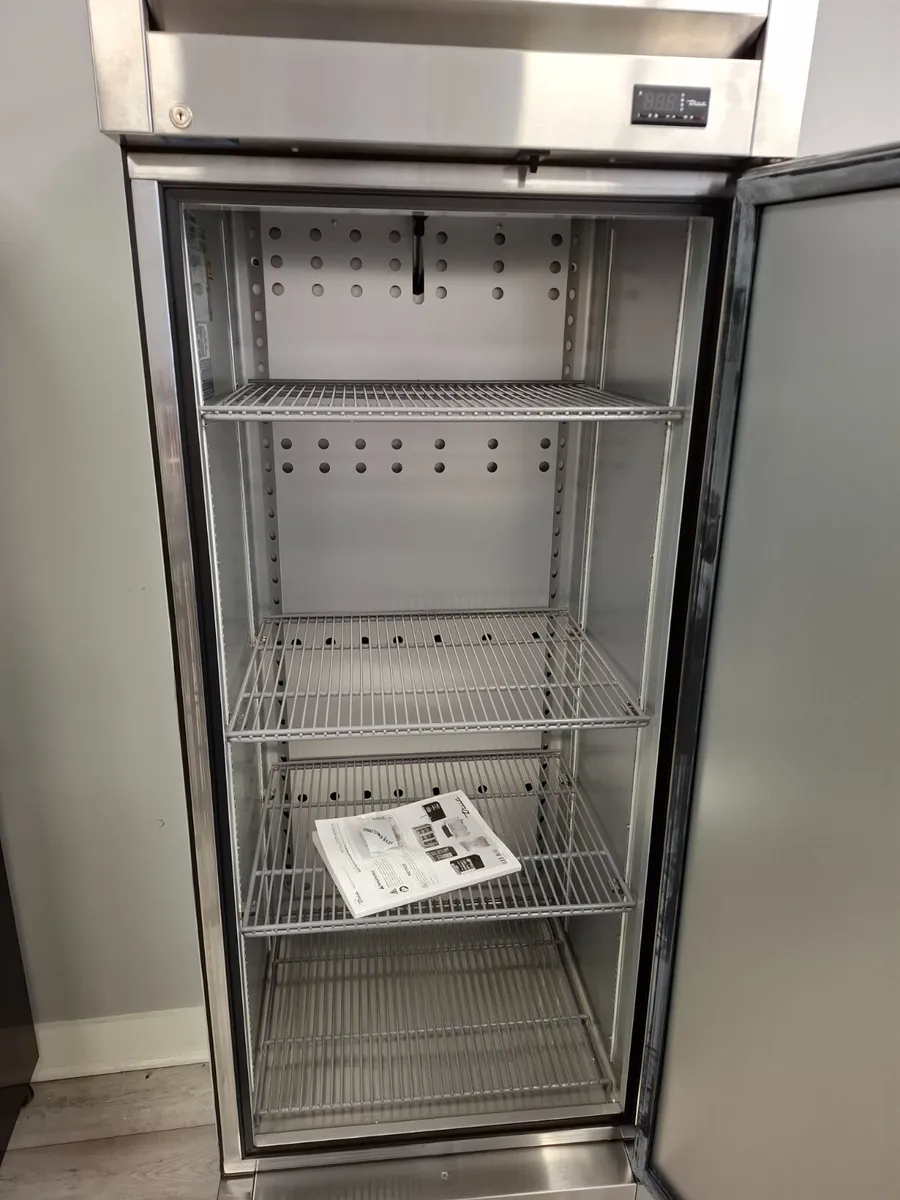 True Upright Solid Door Freezer - Image 3