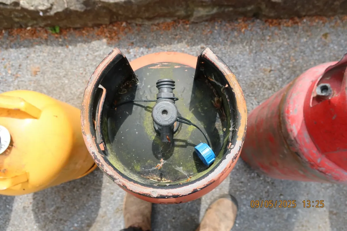 Gas Cylinder /   Gas  Bottle - Image 4