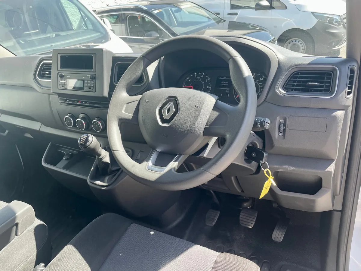 Renault Master LM35 Business+ 2.3DCI 135PS,2023 - Image 3