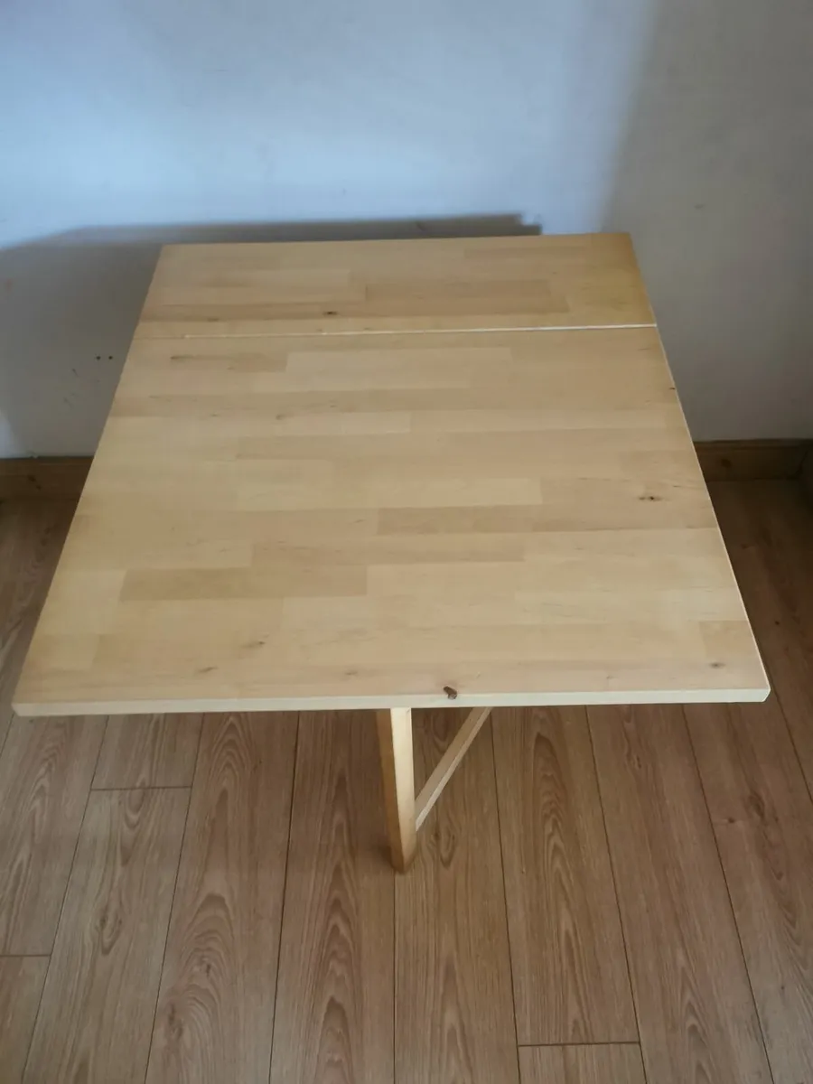 Oak Solid Quality leaf foldable kitchen table - Image 1