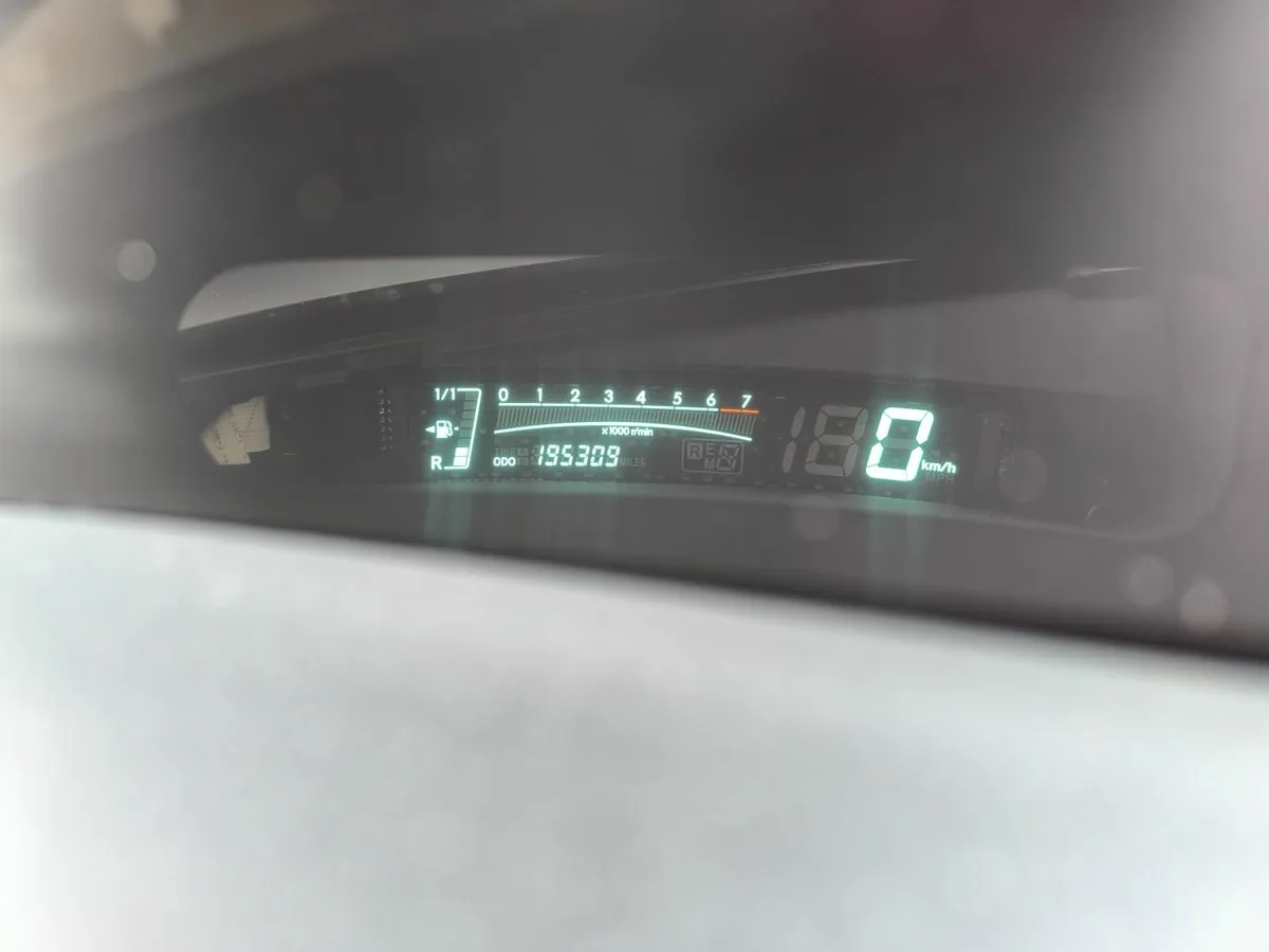 Toyota Yaris 2007 - Image 4