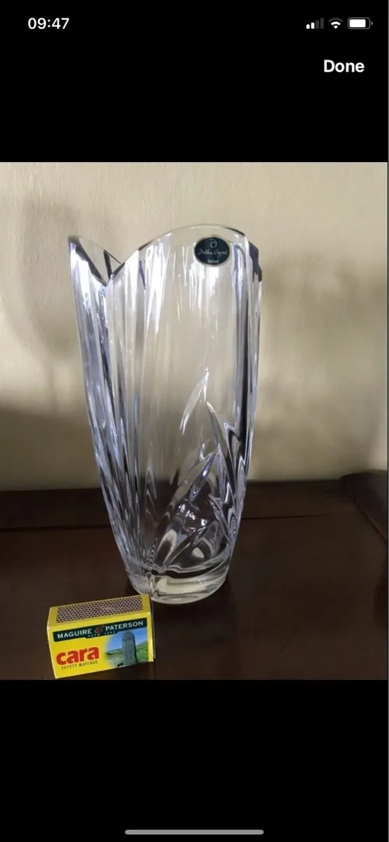 Dublin Crystal Vase - Image 1