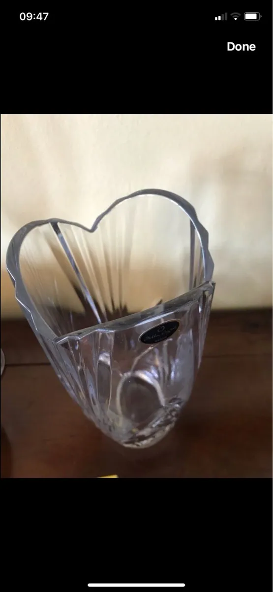 Dublin Crystal Vase - Image 4