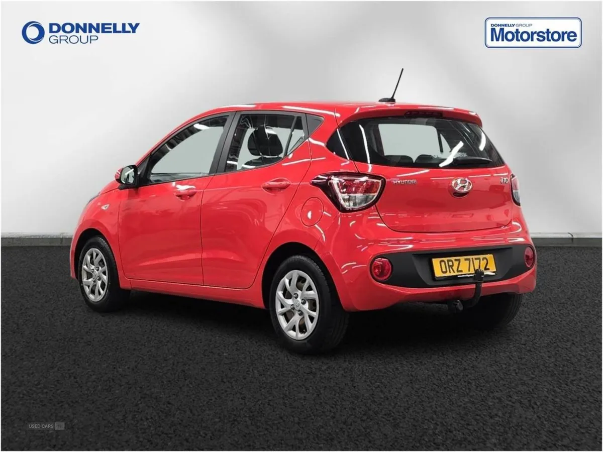 Hyundai i10 1.0 SE 5dr - Image 2