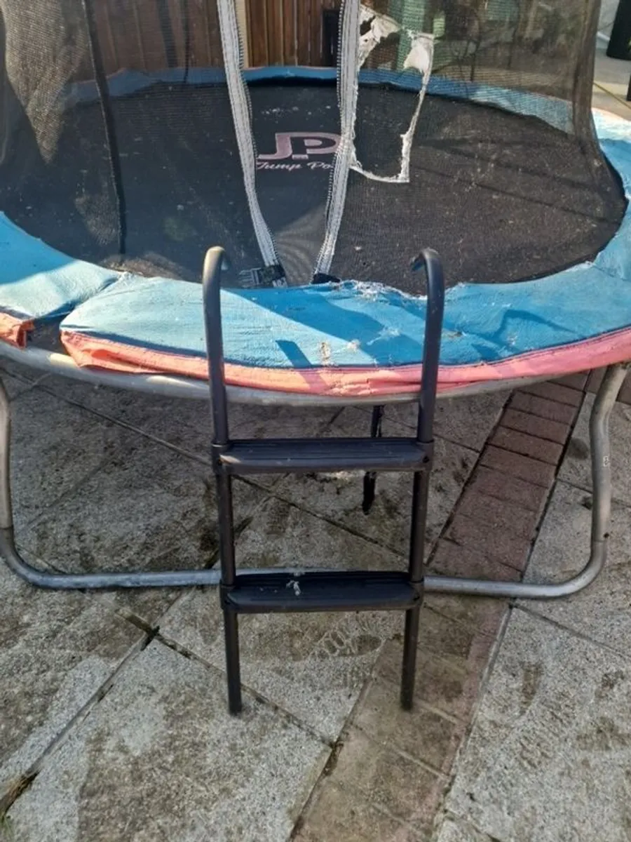 Trampoline - Image 3