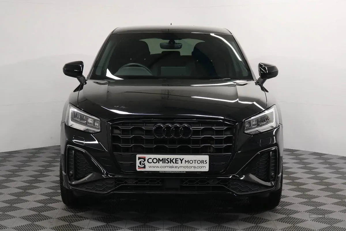 Audi Q2 Tfsi CoD Black Edition - Image 2