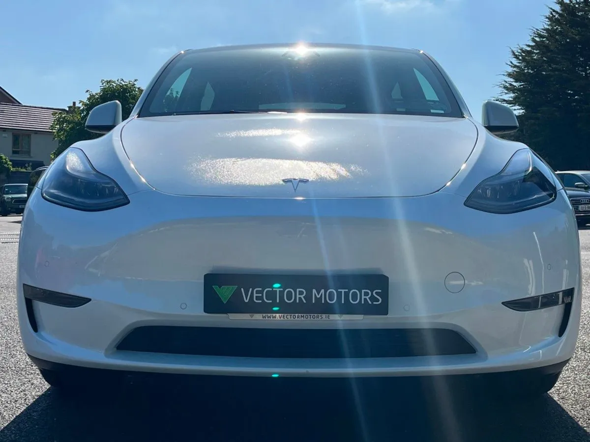 Tesla Model Y Long-range Dual Motor AWD - Image 3