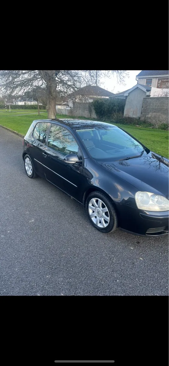 Volkswagen Golf for sale - parking sensors - Image 2