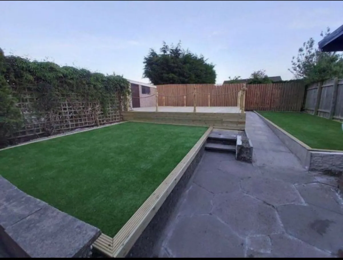 Sale on our 40MM artificial grass - Image 2