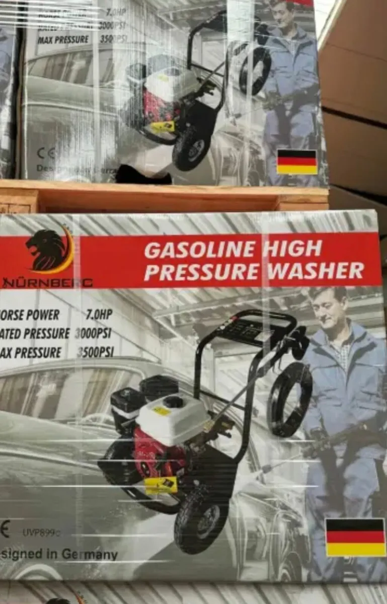 Petrol power washer - Image 1